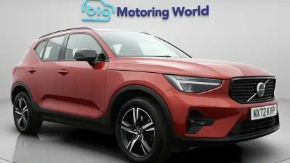 Used Volvo XC40 Plus 197 HP (144 kW) 2022 Red SUV