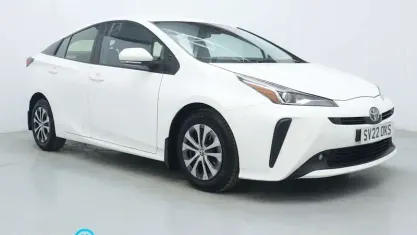 Used Toyota Prius Business Edition 122 HP (89 kW) 2021 White Hatchback