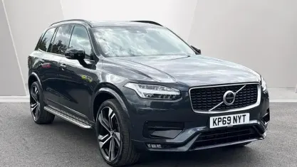 Usado Volvo XC90 R-Design 310 CV (228 kW) 2019 Gris SUV