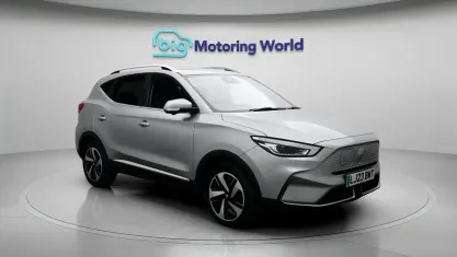 Used MG ZS Trophy 114 kW (156 HP) 2023 Silver SUV