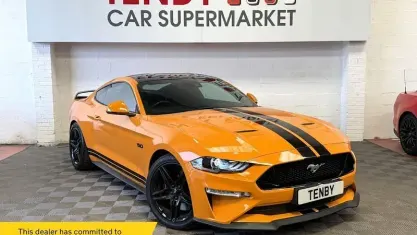 Used Ford Mustang GT Fastback 450 HP (330 kW) 2018 Orange Coupe