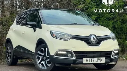 Cream/black Used 2016 Renault Captur Dynamique SUV | £8,990 (Fair price)