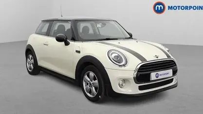 Used Mini Cooper Classic 136 HP (100 kW) 2019 White Hatchback
