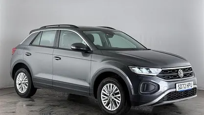 Used VW T-Roc Life 110 HP (80 kW) 2024 SUV