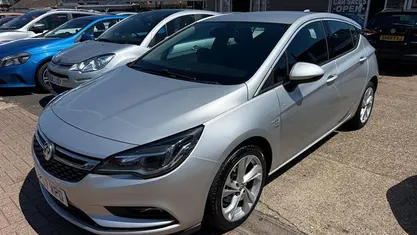 Used 2019 Vauxhall Astra SRi Hatchback | £6,495 (Fair price)
