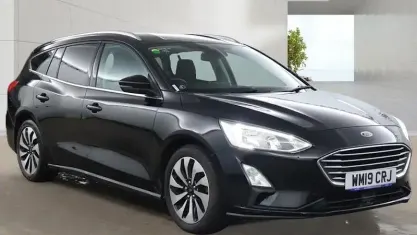 Używany Ford Focus Zetec 125 KM (91 kW) 2019 Czarny Kombi