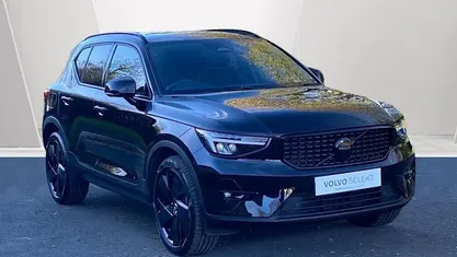 Used 2025 Volvo XC40 Plus SUV | £32,149 (Fair price)