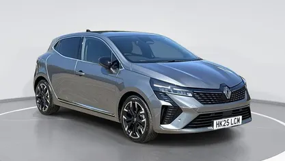 Shadow grey Used 2025 Renault Clio V Techno Hatchback | £18,799 (Fair price)