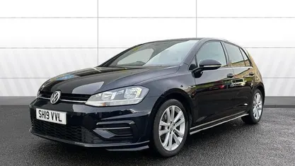 Black Used 2019 VW Golf VII R-line Hatchback | £15,287 (Fair price)