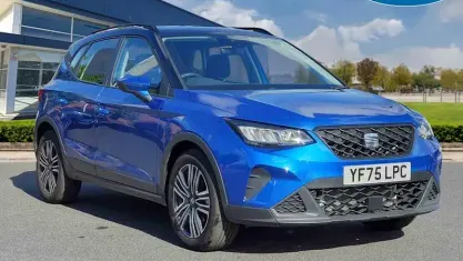 Używany Seat Arona SE Technology 116 KM (85 kW) 2025 Niebieski SUV