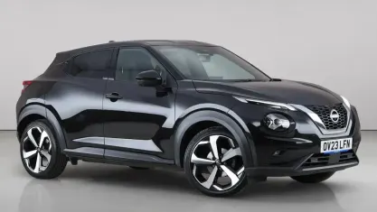Used Nissan Juke Tekna 114 HP (83 kW) 2023 Black SUV