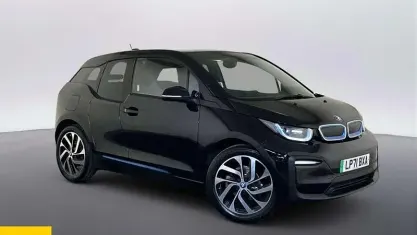 Begagnad BMW i3 Performance 125 kW (170 HK) 2022 Svart Halvkombi