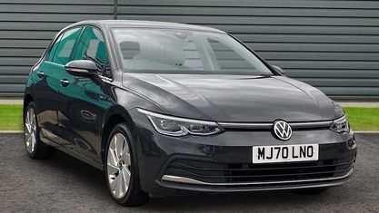 Second-hand VW Golf VIII Style 150 CP (110 kW) 2023 Hatchback