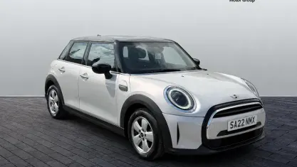 Used Mini Cooper Classic 136 HP (100 kW) 2020 Hatchback
