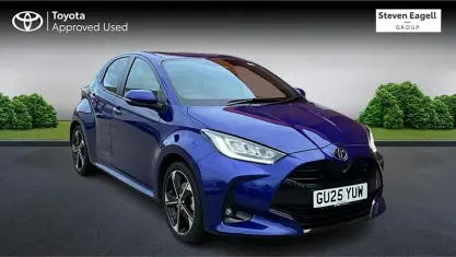 Used Toyota Yaris 131 HP (96 kW) 2025 Blue Hatchback