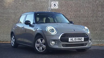 Used 2020 Mini Cooper Classic Hatchback | £10,290 (Good price)