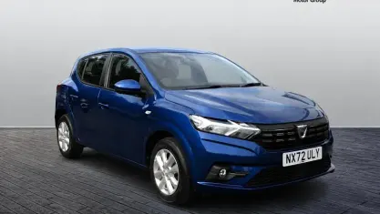 Used Dacia Sandero Comfort 91 HP (66 kW) 2022 Blue Hatchback
