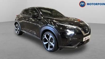 Begagnad Nissan Juke Tekna 114 HK (83 kW) 2023 Svart SUV