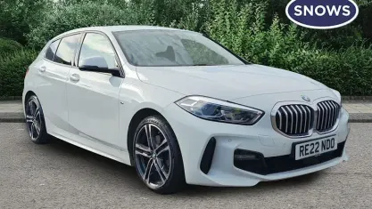 Begagnad BMW 118 M Sport 136 HK (100 kW) 2024 Halvkombi