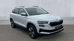 Moon white metallic Used 2024 Skoda Karoq SE Drive SUV | £22,850 (Fair price)