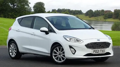Used Ford Fiesta Titanium 155 HP (114 kW) 2021 White Hatchback