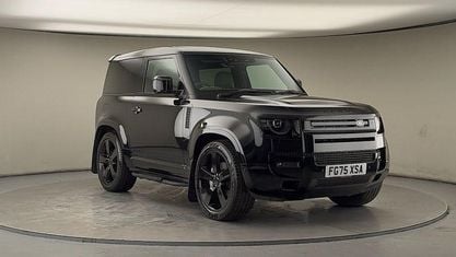 Used Land Rover Defender HSE Dynamic 350 HP (257 kW) 2025 Santorini black SUV