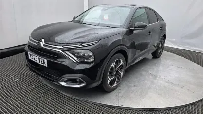 Used Citroën C4 Shine 131 HP (96 kW) 2023 Black SUV