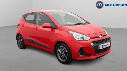 Gebraucht Hyundai i10 Premium 67 PS (49 kW) 2019 Rot Kleinwagen
