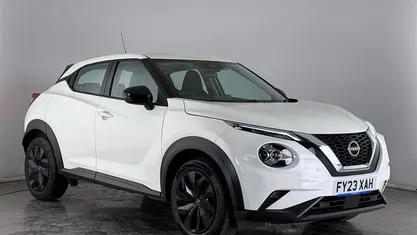 Used Nissan Juke Acenta 114 HP (83 kW) 2023 White SUV