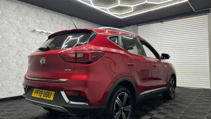 Used MG ZS Exclusive 111 HP (81 kW) 2019 Red SUV