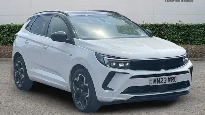 Used Vauxhall Grandland X Ultimate 131 HP (96 kW) 2023 White SUV