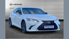 Used 2024 Lexus ES300H Sedan | £32,695 (Fair price)
