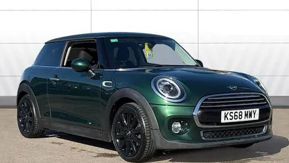 Used Mini Cooper Hatch 136 HP (100 kW) 2018 Green Hatchback