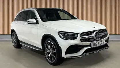 Used Mercedes GLC300 AMG line 245 HP (180 kW) 2022 Diamond white SUV