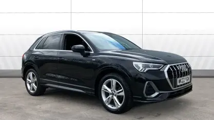 Begagnad Audi Q3 S-Line 150 HK (110 kW) 2022 Svart SUV