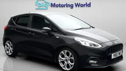 Begagnad Ford Fiesta ST-Line 125 HK (91 kW) 2021 Svart Halvkombi