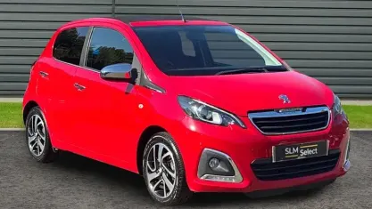 Used Peugeot 108 Allure 82 HP (60 kW) 2015 Cabriolet