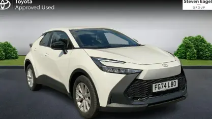 Used Toyota C-HR 140 HP (102 kW) 2024 White SUV