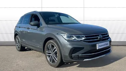 Used VW Tiguan Elegance 150 HP (110 kW) 2022 Grey SUV