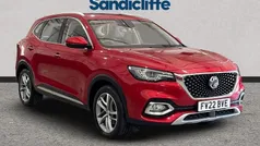 Tri coat dynamic red Used 2022 MG HS Exclusive SUV | £16,259 (Fair price)