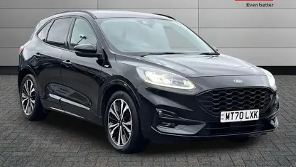 Käytetty Ford Kuga ST-Line X 120 HP (88 kW) 2021 Katumaasturi