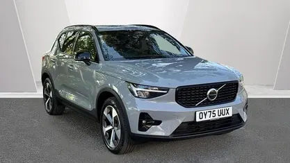 Usado Volvo XC40 Plus 197 HP (144 kW) 2025 SUV