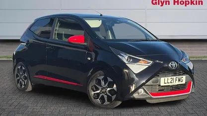 Used Toyota Aygo Trend 72 HP (52 kW) 2021 Black Hatchback