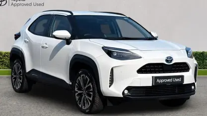 Used Toyota Yaris Cross 116 HP (85 kW) 2024 White SUV