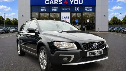 Used Volvo XC70 SE Lux 220 HP (161 kW) 2016 Black Estate