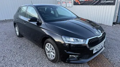 Begagnad Skoda Fabia Comfort 110 HK (80 kW) 2023 Svart Halvkombi