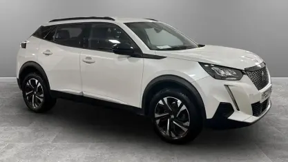 Used Peugeot 2008 Allure+ 131 HP (96 kW) 2023 White SUV