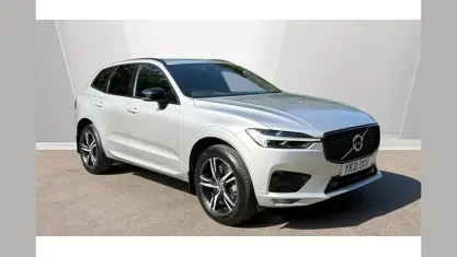 Used Volvo XC60 R-Design 197 HP (144 kW) 2021 Silver SUV