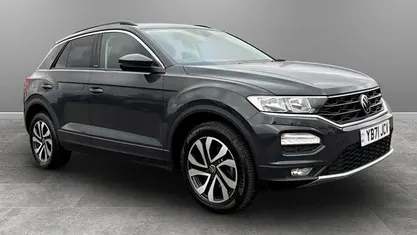 Begagnad VW T-Roc Active 110 HK (80 kW) 2021 SUV