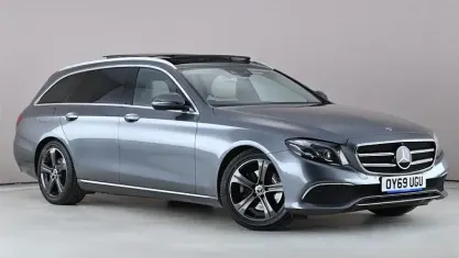 Usado Mercedes E220 Premium Plus 194 CV (142 kW) 2019 Gris Familiar